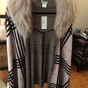 Poncho Pink Plaid Genuine Fur collar with arm holes